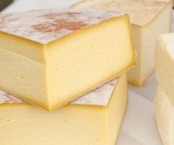 【ライフハック】チーズを美味しく保存する方法や保存期間を教えます！