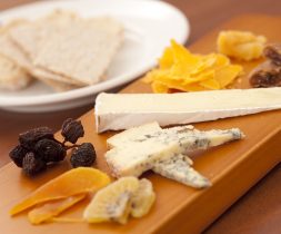 【必見】世界のチーズの特徴と種類を詳しく解説します！