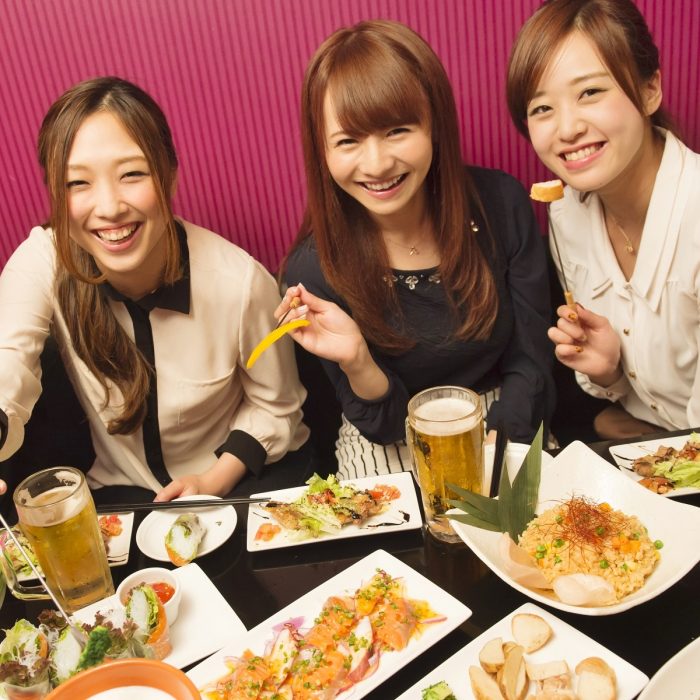 新宿 ガーデンファーム チーズフォンデュ 食べ放題 女子会 個室 誕生日