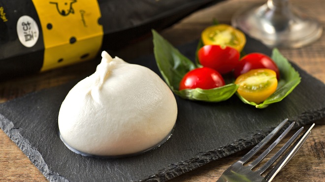 ★数量限定★生モッツァレラチーズ『ブラータ』